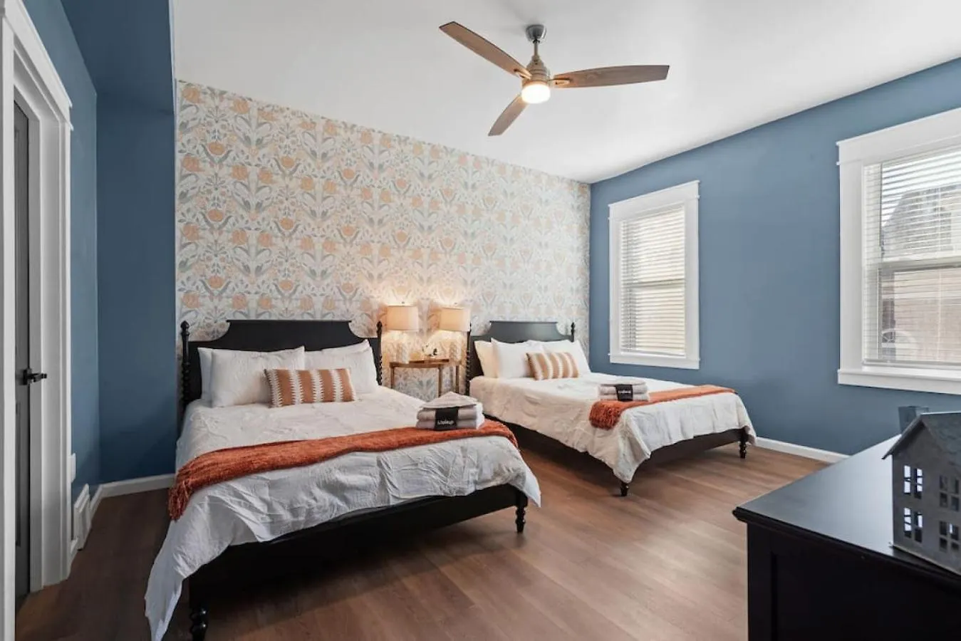別荘 New! Stunning 4Bd, Near Stadium, Hottub, Mini Golf ピッツバーグ